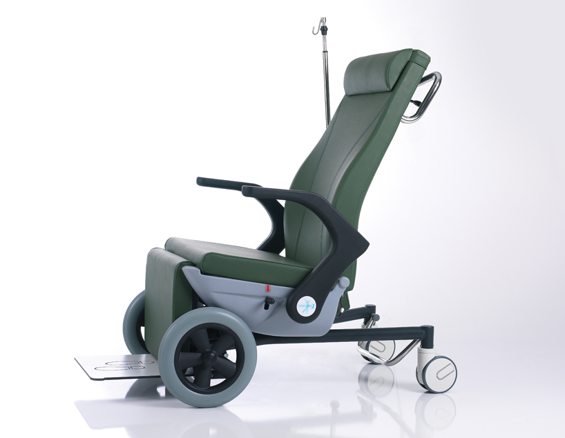 Scaun cu rotile multifunctional bariatric